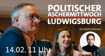 Der Landesvorsitzende der SPD Baden-Württemberg und die stellvertretende Landesvorsitzende Jasmina Hostert sitzen an einem Biertisch. Darüber in weißer Schrift: "Politischer Aschermittwoch Ludwigsburg. Mit Kevin Kühnert. 14.02. 11 Uhr"